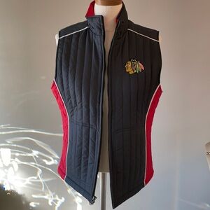 NHL OFFICIAL CHICAGO BLACKHAWKS women’s quilted vest Black embroidered Size med